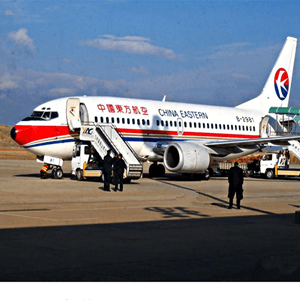 海西花土沟航空运输航空快运业稳步发展的原因是什么？